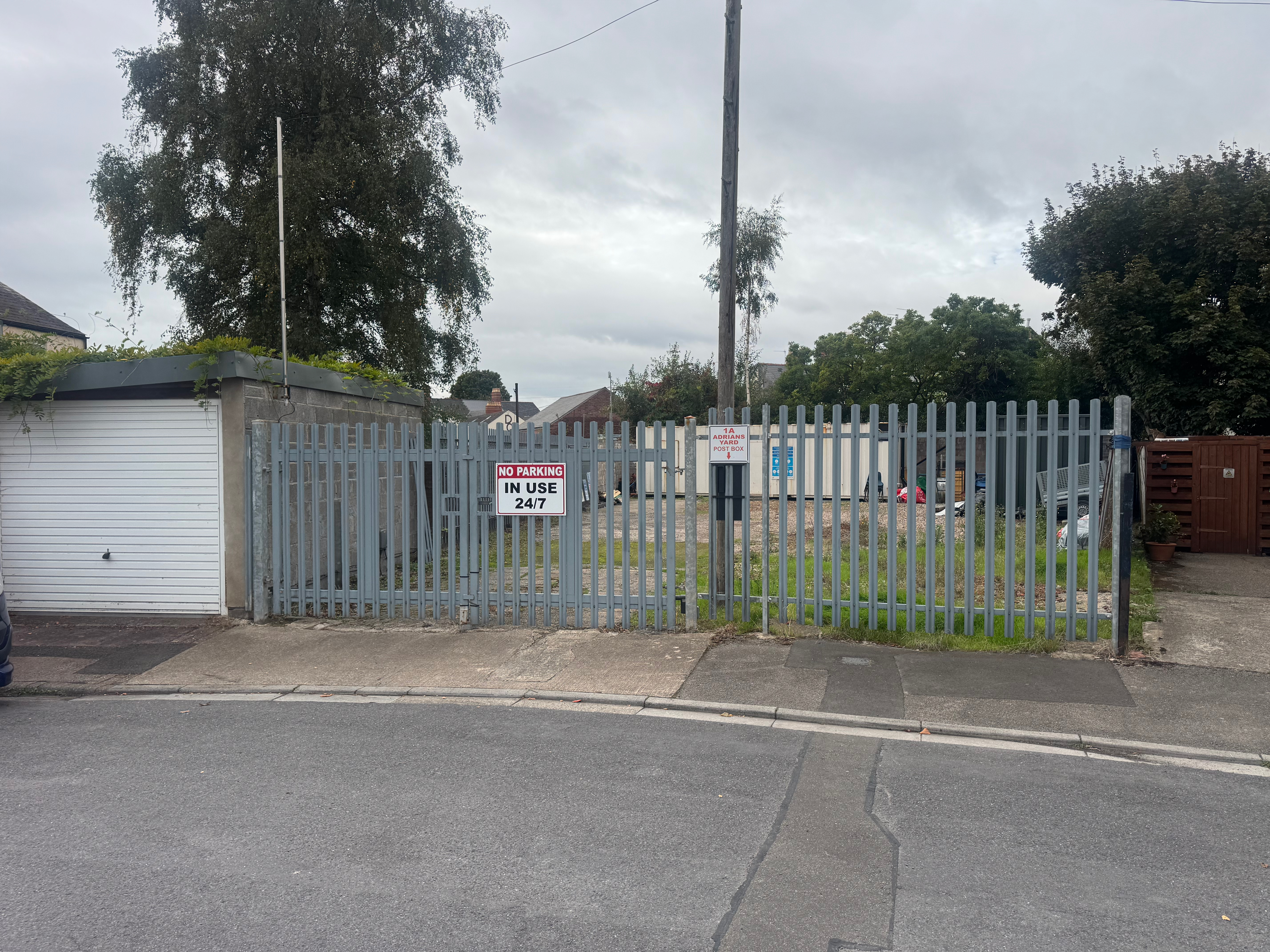 Commercial Yard
